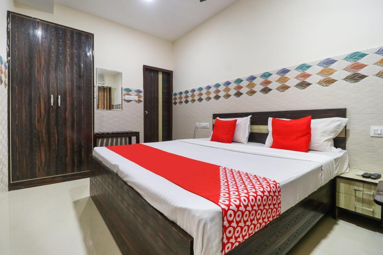 Oyo 49095 Hotel K Fort Abadpura Dış mekan fotoğraf