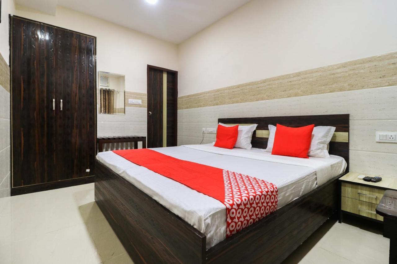 Oyo 49095 Hotel K Fort Abadpura Dış mekan fotoğraf