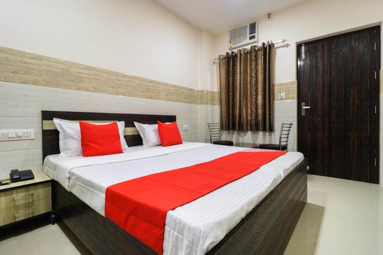 Oyo 49095 Hotel K Fort Abadpura Dış mekan fotoğraf